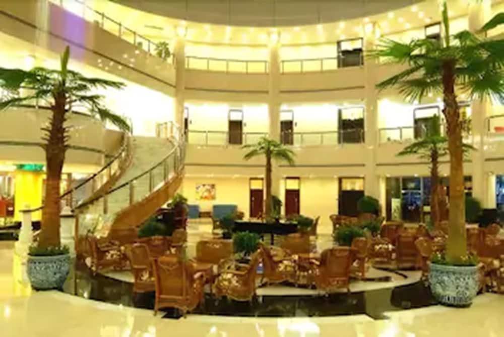 Hongyi Hotel Wuhan Eksteriør billede