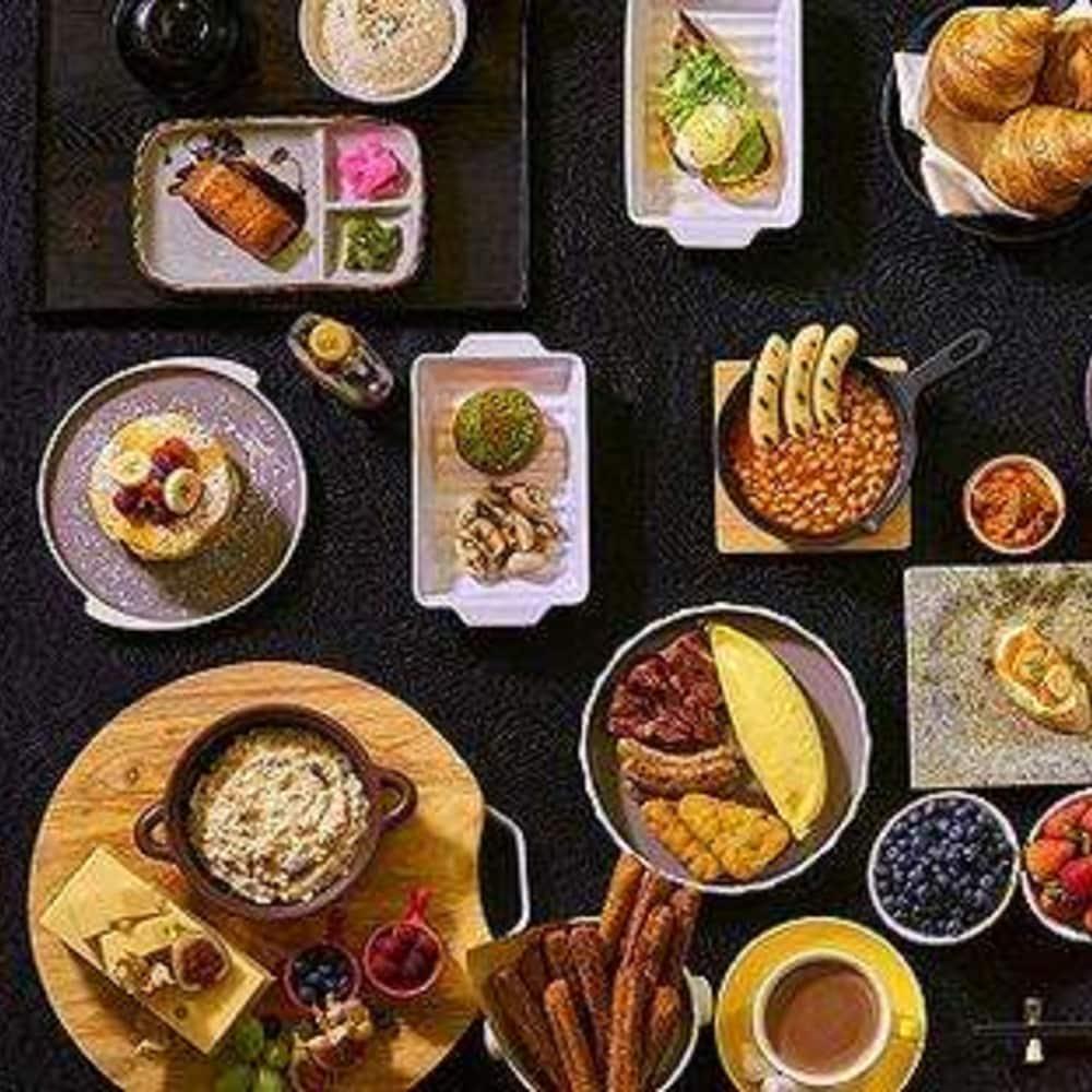 Hongyi Hotel Wuhan Eksteriør billede