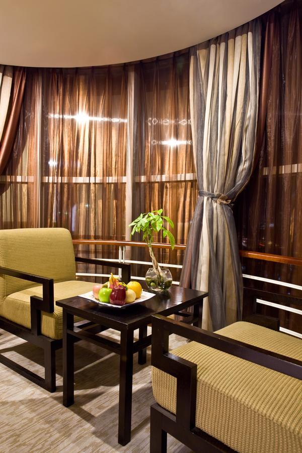 Hongyi Hotel Wuhan Eksteriør billede